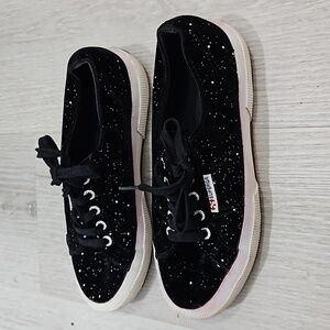 Superga Woman's Round Toe Sneaker Shoes Size 6